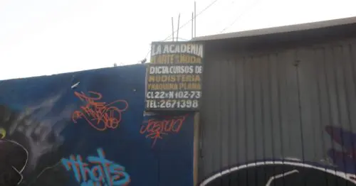 LA ACADEMIA EL ARTE DE LA MODA LA ACADEMIA EL ARTE DE LA MODA